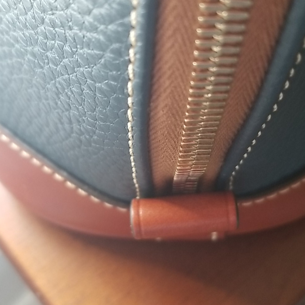 DOONEY & BOURKE Bag - Picture 4 of 6